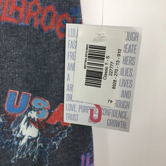 LULAROE S Small Classic T USA Print Shirt - Picture 3 of 6